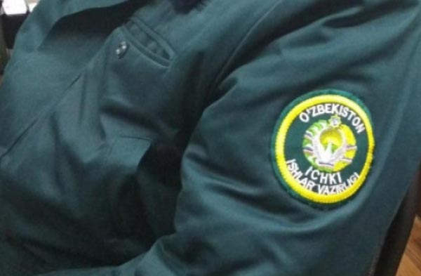 Ниқобсиз нон сотиб ўтирган йигит, уни огоҳлантирган ИИБ ходимини дўппослади